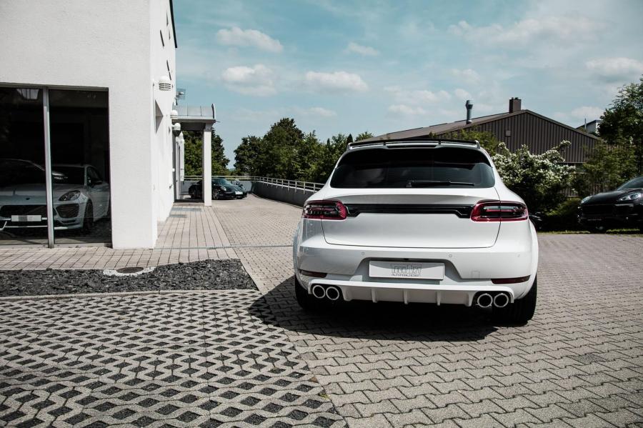  Porsche Macan by TechArt 2017 года  (фото 3 из 6)